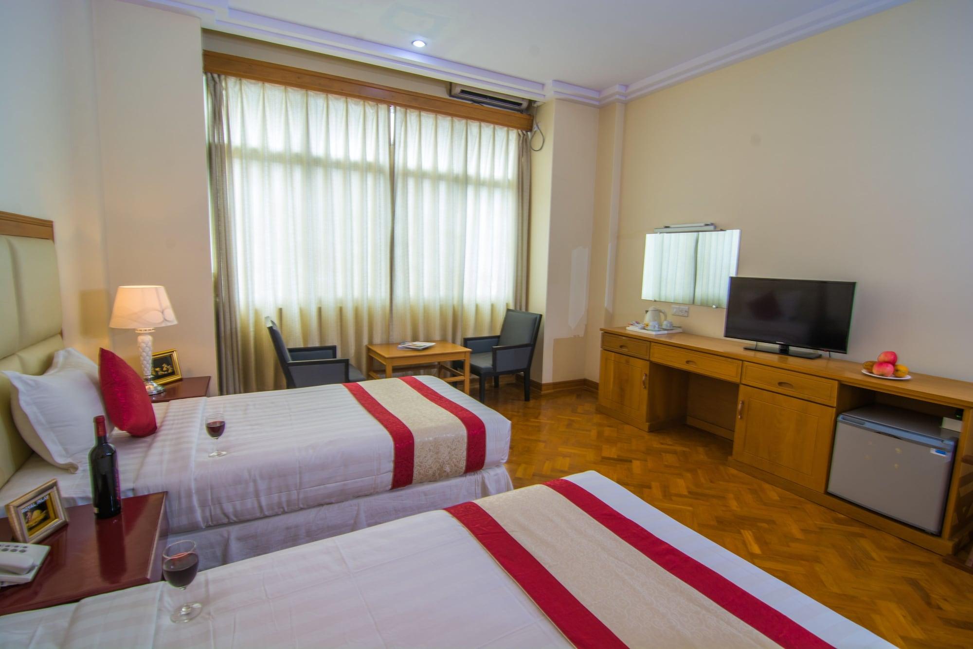 Royal Inlay Hotel Nyaung Shwe Extérieur photo